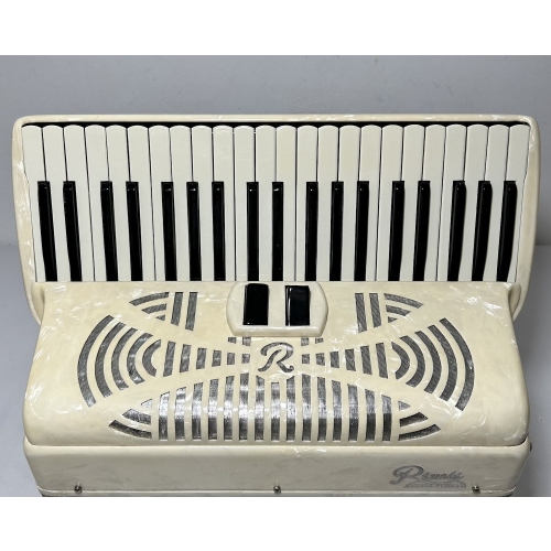 Acordeon Rivoli by Sonola - Segunda de voz - 6.7 kg - 2 Reg. - 39 cm