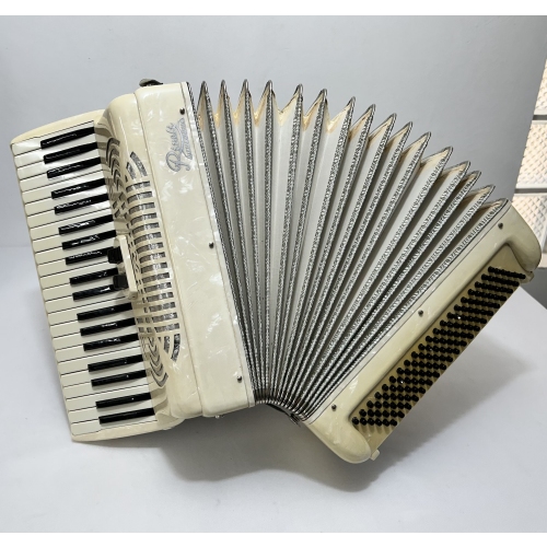 Acordeon Rivoli by Sonola - Segunda de voz - 6.7 kg - 2 Reg. - 39 cm