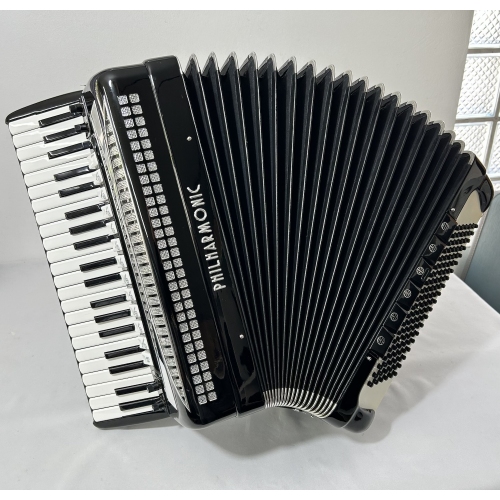 Acordeon Philharmonic - Quarta Polifônica - 13/6 Registros - 11.3 kg - 49 cm