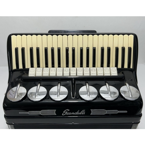 Acordeon Scandalli - Mod. Brevetto - 13/6 Reg. - 11.2 kg -  48 cm